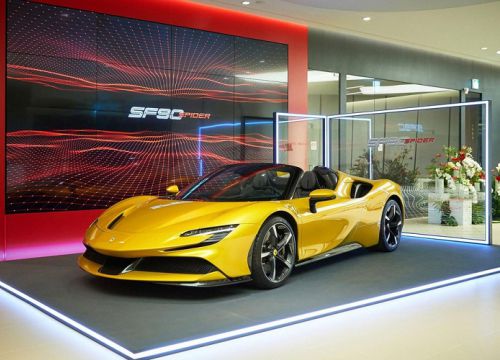 Siêu xe mui trần Ferrari SF90 Spider đầu tiên "cập bến" Hàn Quốc