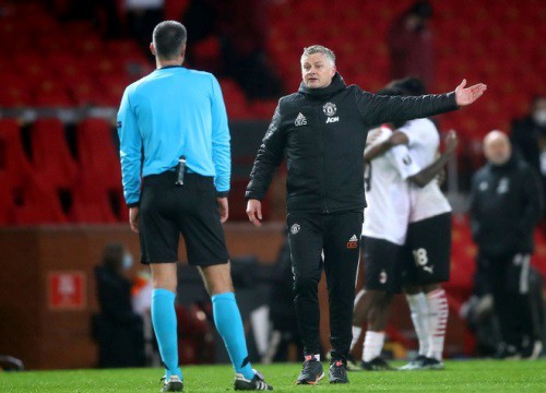 Solskjaer đứng ở đâu so với Mourinho về mức lương?