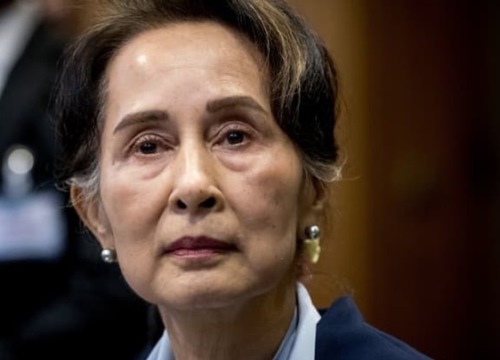 Tòa Myanmar hoãn điều trần Aung San Suu Kyi