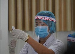 'Tỷ lệ phản ứng sau tiêm vaccine Covid-19 ở Việt Nam trong mức khuyến cáo'