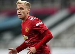 Cạn kiệt kiên nhẫn, Van De Beek muốn "tháo chạy" khỏi Man Utd