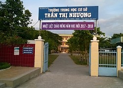 Đồng Tháp: Xôn xao nhóm nữ sinh lớp 8 đánh nhau, xé áo bạn ngay giữa đường