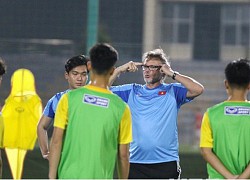 HLV Philippe Troussier: 'Tôi muốn các em làm quen với triết lí bóng đá của tôi'