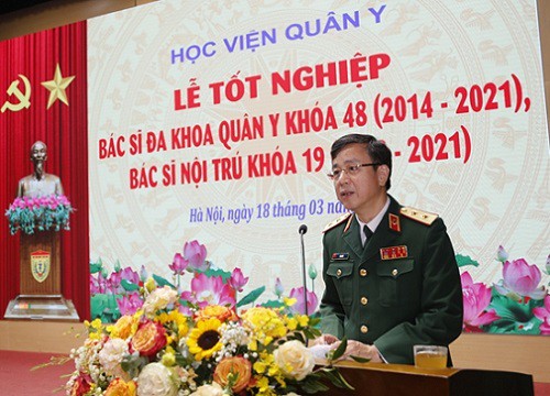 Học viện Quân y trao bằng tốt nghiệp cho bác sĩ đa khoa và bác sĩ nội trú