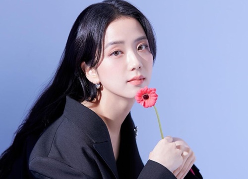 Jisoo (BLACKPINK) lại bị đối xử bất công nhưng lần này "thủ phạm" không phải YG