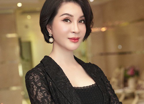 MC Thanh Mai tiết lộ bí quyết có vòng eo 59