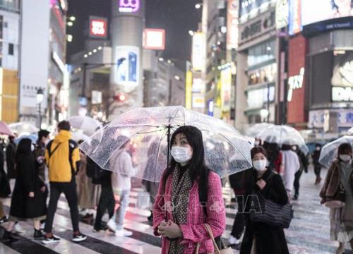 Nhóm chuyên gia cố vấn Nhật Bản nhất trí dỡ bỏ tình trạng khẩn cấp ở Tokyo