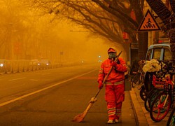 Thủ đô Bắc Kinh (Trung Quốc) hứng chịu trận bão cát lớn nhất thập kỷ qua