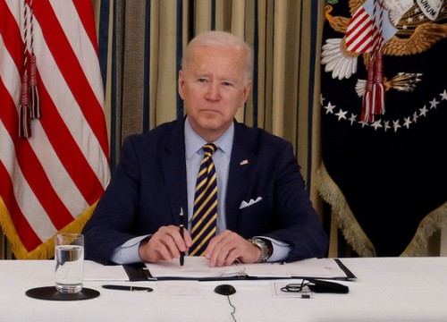 Tình báo Mỹ nói Nga 'bôi nhọ' Biden, ủng hộ Trump