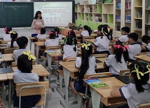 TP.HCM thành lập bao nhiêu hội đồng lựa chọn sách giáo khoa năm 2021?