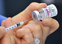 Giới chức Anh khẳng định vaccine ngừa COVID-19 không gây phản ứng đông máu