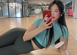 Hotgirl phòng gym ra phố với quần jeans bó sát, mọi ánh nhìn đổ dồn vào vòng 3 căng tròn