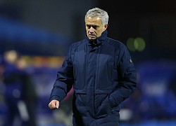 Mourinho: &#8216;Nói tôi buồn là chưa đủ&#8217;