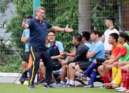 Ông Philippe Troussier hài lòng với tuyển U18 Việt Nam