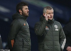 Solskjaer lấy &#8216;máy sấy tóc&#8217; trị cầu thủ MU