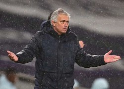 "Tottenham nên loại bỏ chiến thuật lỗi thời của Mourinho"