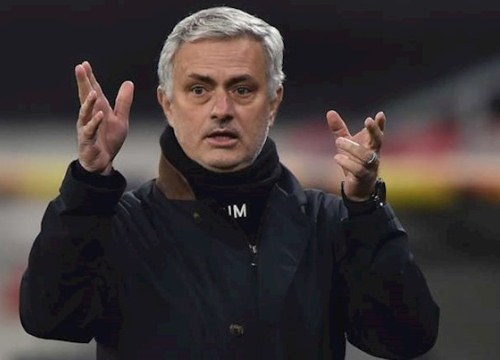 Tottenham ra "bài toán khó" cho Mourinho nếu muốn giữ ghế