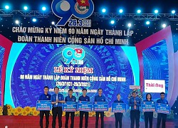 850 triệu đồng xây nhà ở và tặng học bổng cho học sinh, sinh viên Quảng Ngãi