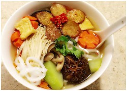 Cách nấu bánh canh chay siêu dễ cho bữa tối tại nhà