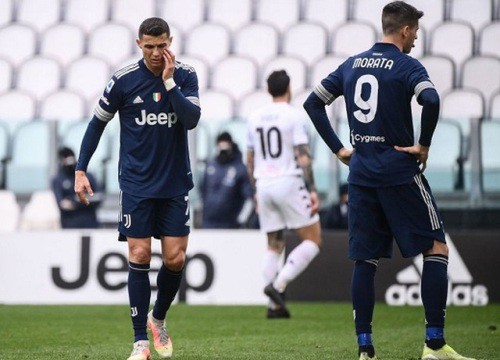 C.Ronaldo gây thất vọng, Juventus hứng chịu trận thua sốc