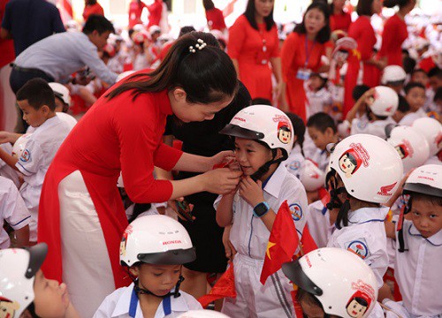 Hà Nội: Giám sát phương tiện cơ giới ra vào trường học