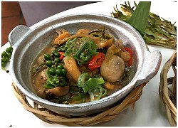 Khi hoa thanh long 'nở' trên bàn tiệc