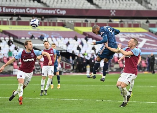 Lacazette: "Arsenal không tuân thủ đấu pháp của Arteta"