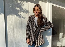 Miranda Kerr vừa diện blazer theo cách trẻ trung xịn mịn quá, không học theo không được