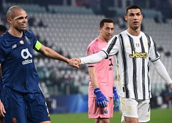 Ronaldo hăm dọa Pepe trong ngày Juventus bị loại