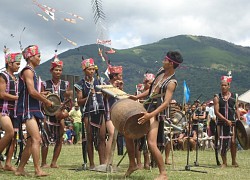 Tập huấn tuyên truyền, phổ biến pháp luật cho nghệ nhân, già làng, trưởng thôn, bản tại Đắk Nông