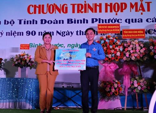 Thanh niên Bình Phước nhận được 5 tỷ đồng vốn vay để khởi nghiệp