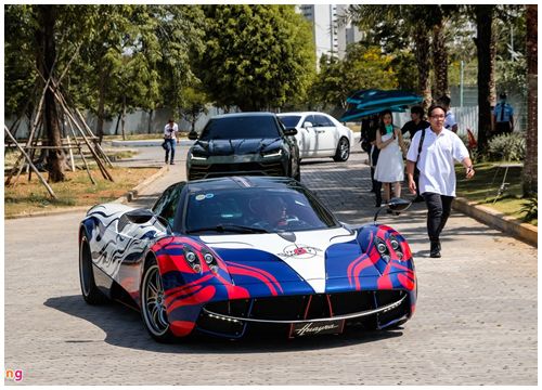 Minh Nhựa lái Pagani Huayra đến buổi họp siêu xe tại TP.HCM