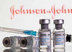 15 triệu liều vaccine COVID-19 bị vứt bỏ do nhầm lẫn khi pha thành phần