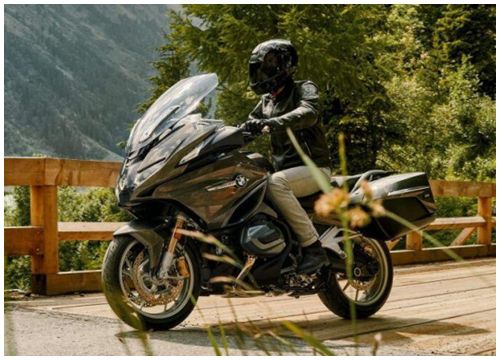 Mô tô thể thao BMW Motorrad R1250RT 2021 ra mắt, giá 768 triệu đồng