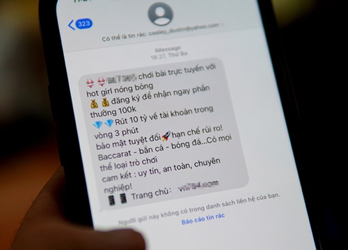 iMessage lại gửi tin nhắn quảng cáo game đánh bạc