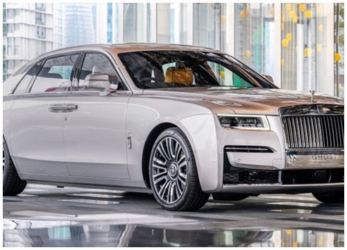 Rolls-Royce Ghost 2021 được trang bị những công nghệ hiện đại nào?