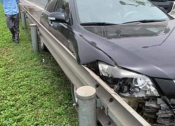 Chủ Camry vừa đăng bán xe, vài tiếng sau đã gặp tai nạn kinh hoàng trên cao tốc