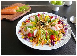 Mấy ngày nghỉ chị em đừng quên mỗi ngày ăn món salad này để giữ da căng dáng chuẩn nhé!