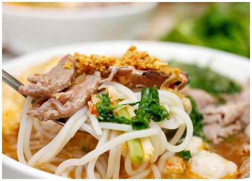 Ngoài phở bò, về Nam Định nhất định phải ăn bún đũa Chợ Rồng