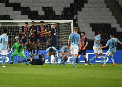 Sao Man City sút phạt tinh quái vào lưới PSG