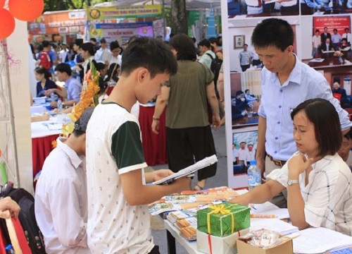 Trường đại học phải thành lập bộ phận giải đáp thắc mắc về tuyển sinh