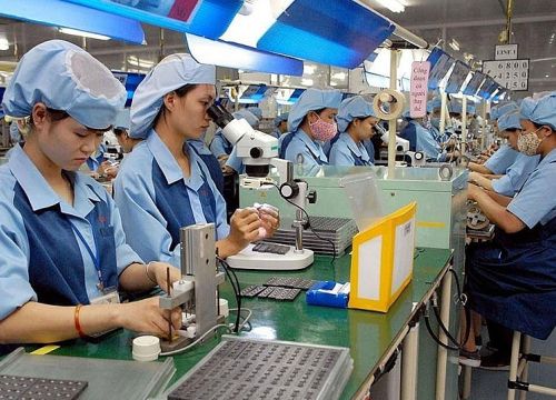 Vốn thực hiện dự án đầu tư nước ngoài tăng 6,8%