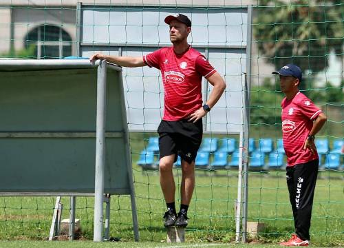 Vòng 12 V.League 2021: HAGL tách tốp, SLNA gặp khó