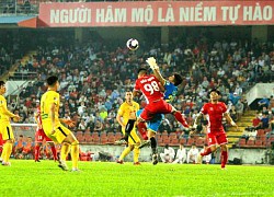 Ấn tượng vòng 7 V-League 2021: Đội bóng phố Núi vẫn ở đỉnh, Hà Nội FC 'trảm' tướng