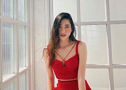 Diện set váy đỏ và áo crop-top, Lương Thùy Linh đụng hàng với loạt sao Việt