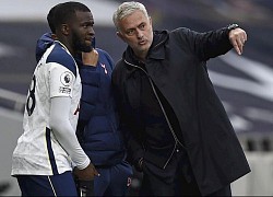 HLV Jose Mourinho vừa đấm vừa xoa bản hợp đồng kỷ lục của Tottenham