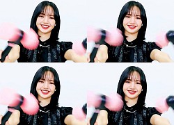 Lisa "mè nheo" vì không có đồ chơi như HLV Thanh Xuân Có Bạn, lightstick của BLACKPINK liền được trưng dụng