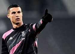 Ronaldo ghi bàn nhiều gấp bốn lần đồng đội