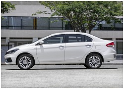 Suzuki Ciaz giảm giá kỉ lục sau khi có nguy cơ xuống nhóm xe 'ế'