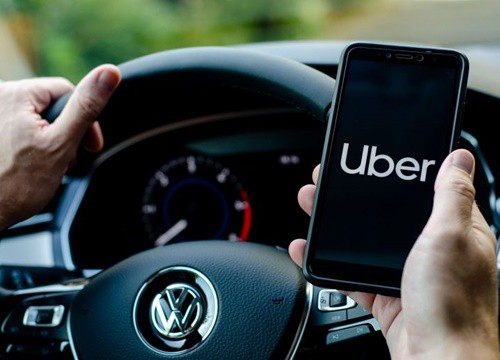 Uber bồi thường 1,1 triệu USD vì tài xế cho khách 'leo cây'